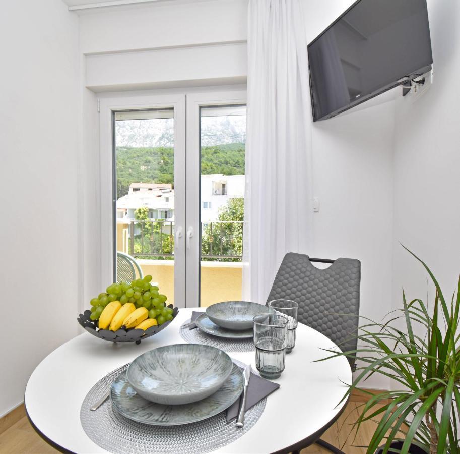 Luxury Apartments Luna Tucepi Exterior photo