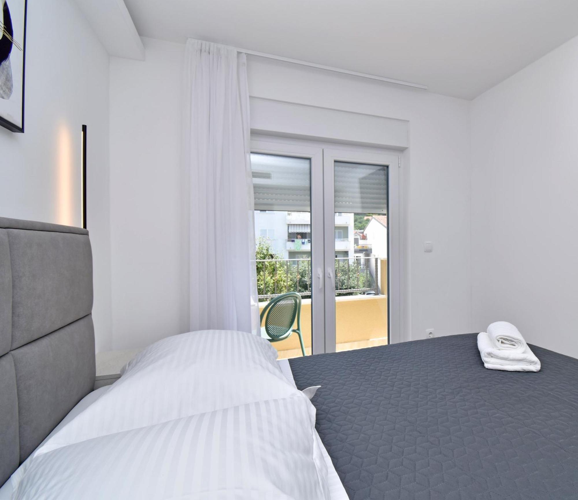 Luxury Apartments Luna Tucepi Exterior photo