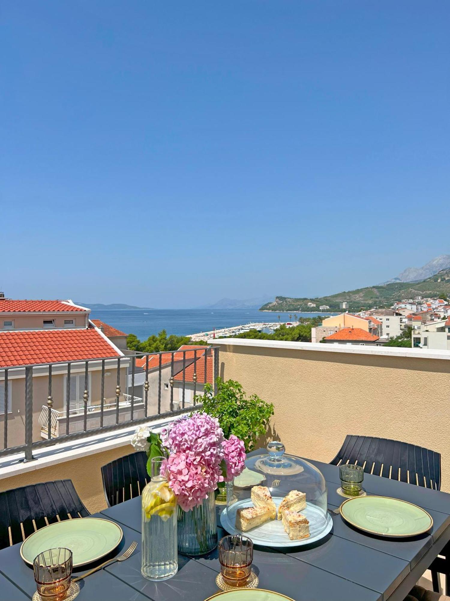 Luxury Apartments Luna Tucepi Exterior photo