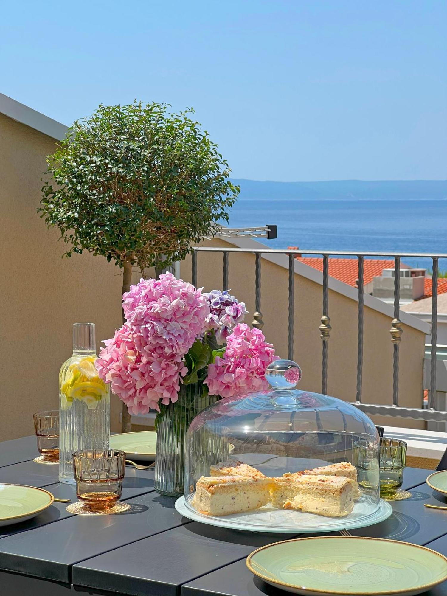 Luxury Apartments Luna Tucepi Exterior photo