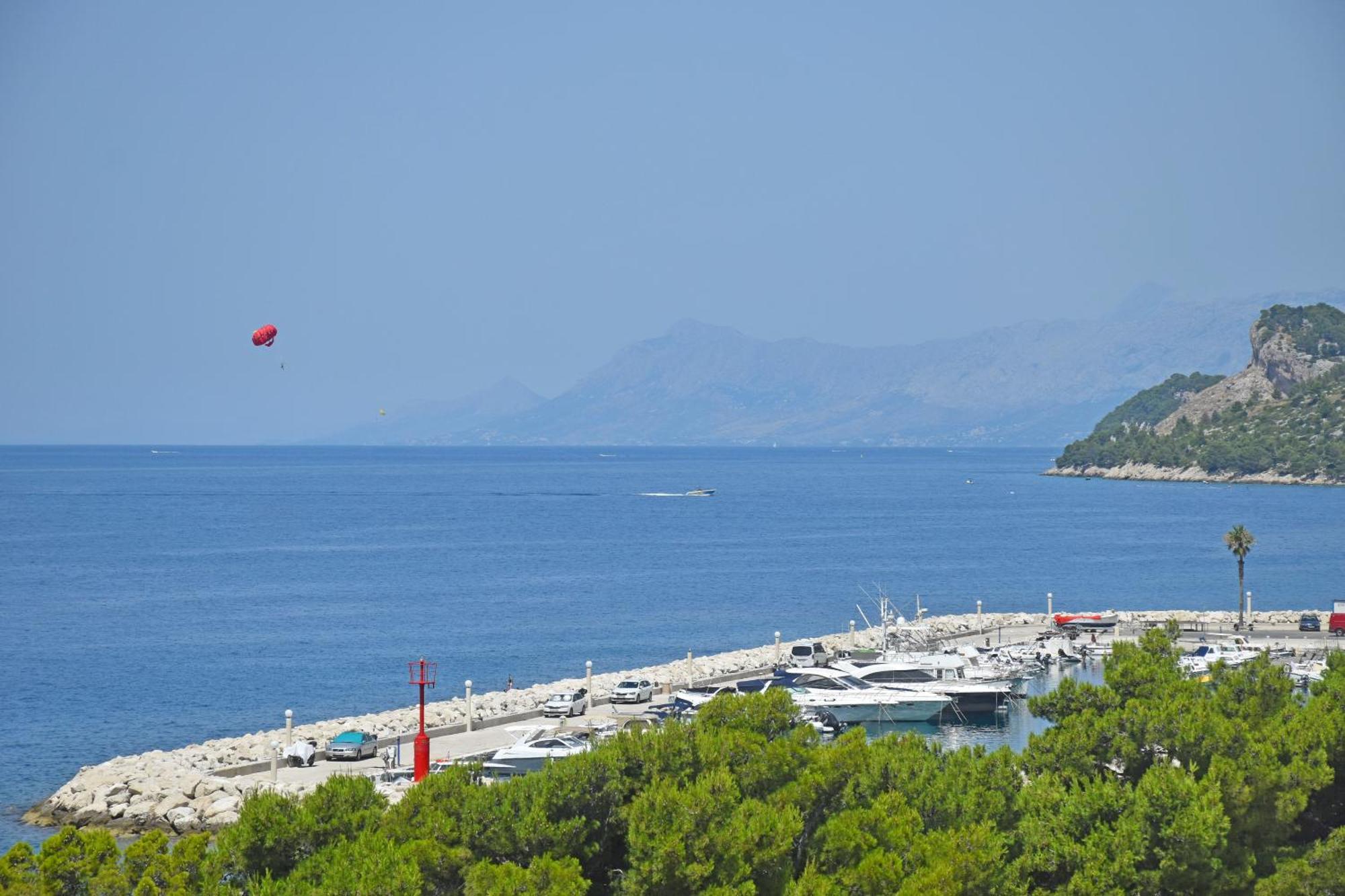 Luxury Apartments Luna Tucepi Exterior photo