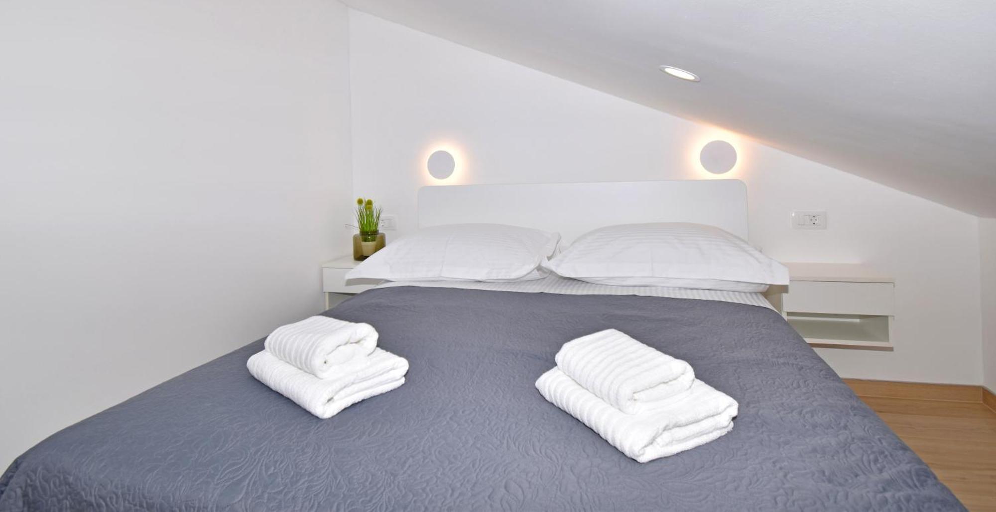 Luxury Apartments Luna Tucepi Exterior photo