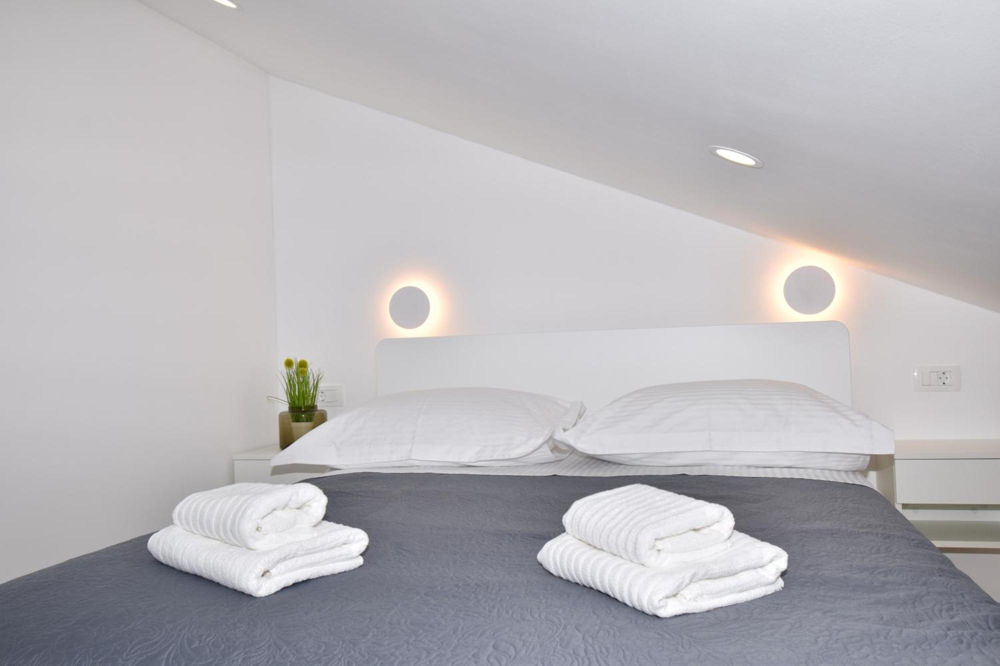 Luxury Apartments Luna Tucepi Exterior photo